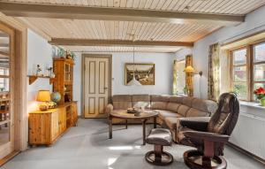 2 Bedroom Awesome Apartment In Vejstrup