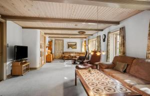 2 Bedroom Awesome Apartment In Vejstrup