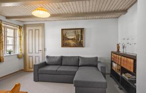 2 Bedroom Awesome Apartment In Vejstrup