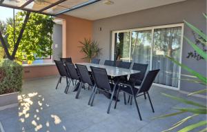 Stunning Home In Kastel Stari