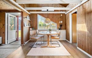 Cozy Home In Hemmet With Wifi