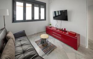 Stunning Home In Aznalcazar With Wifi