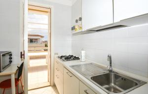 Lovely Apartment In Marina Di Ragusa