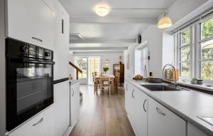 Awesome Home In Søby Ærø With Wifi