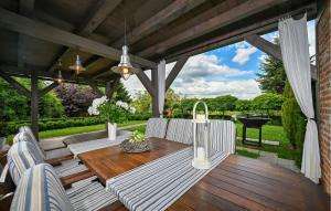 2 Bedroom Amazing Home In Vrtlinovec 