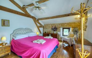 Maisons de vacances Charmante Maison Avec Piscine : photos des chambres