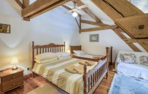 Maisons de vacances Charmante Maison Avec Piscine : photos des chambres