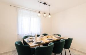 Stunning Home In Blato Na Cetini