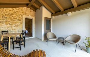 Nice Home In Mundanije