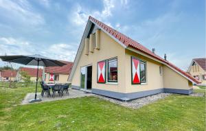 Awesome Home In Wezuperbrug