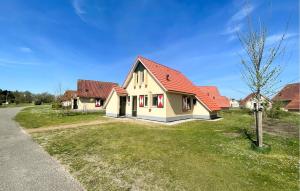 Awesome Home In Wezuperbrug