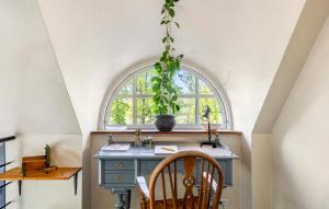 Cozy Home In Skanderborg With Lake View