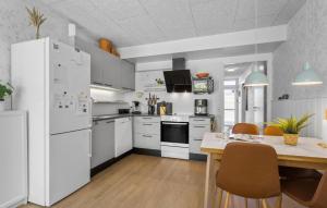 Awesome Apartment In Ringkøbing