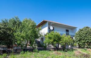 Stunning Apartment In Trogir With Wifi