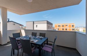 Beautiful Apartment In Povljana