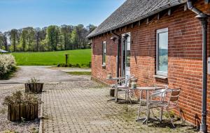 6 Bedroom Gorgeous Home In Tranekær