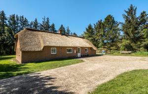 Nice Home In Ulfborg With Sauna