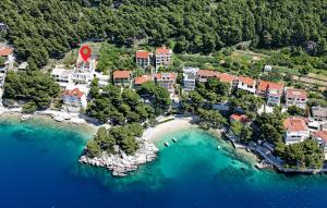 1 Bedroom Stunning Apartment In Brela