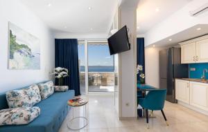 1 Bedroom Stunning Apartment In Brela