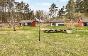 2 Bedroom Nice Home In Degeberga