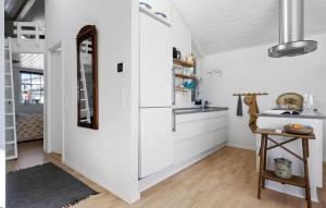 2 Bedroom Cozy Home In Otterup