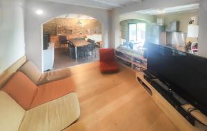 Amazing Home In Roquebrun