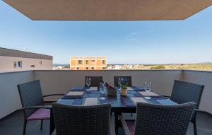 Awesome Apartment In Povljana With Wifi