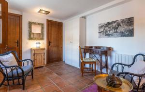 Lovely Home In Cómpeta - Málaga