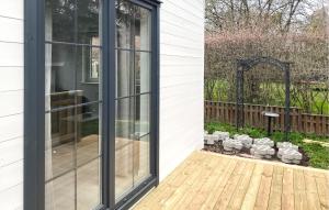 1 Bedroom Awesome Home In Färjestaden