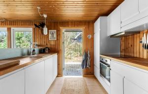 Gorgeous Home In Vejby With Wifi