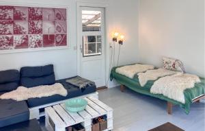 2 Bedroom Beautiful Home In Jægerspris