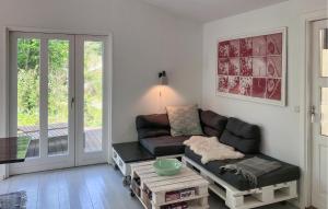 2 Bedroom Beautiful Home In Jægerspris