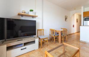 Nice Apartment In San Pedro Del Pinatar