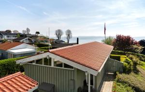 2 Bedroom Gorgeous Home In Hejls