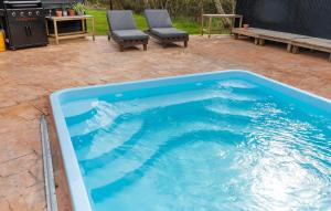 Lovely Home In Væggerløse With Sauna