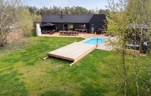 Lovely Home In Væggerløse With Sauna