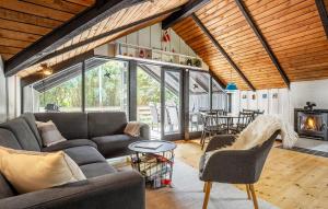 Pet Friendly Home In Vesløs With Wifi