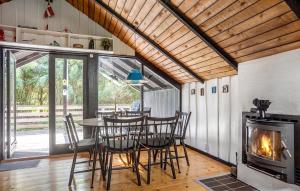 Pet Friendly Home In Vesløs With Wifi