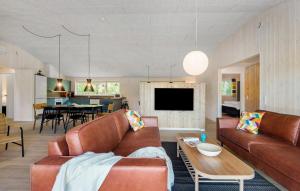 4 Bedroom Gorgeous Home In Oksbøl