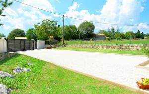 Amazing Home In Barban