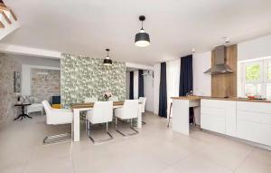 Amazing Home In Barban