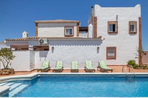 Villa Mayo con piscina privada