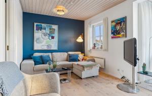 3 Bedroom Cozy Home In Juelsminde