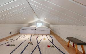 Amazing Home In Holmseryd With Wifi