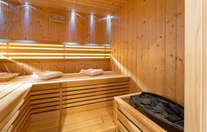 Nice Apartment In Sukosan With Sauna