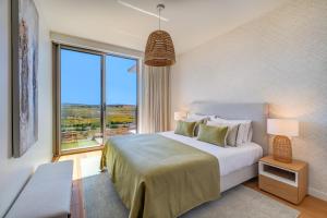 Cond Bayline - T2 - SPA - GYM - BEACH - Carapau - BY BEDZY