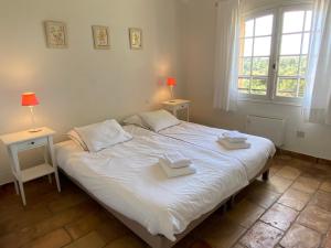 Maisons de vacances Tres belle villa vue mer - Piscine a debordement : photos des chambres