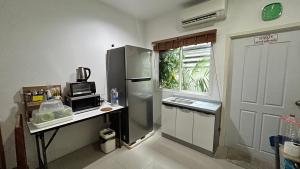 ไนซ์สเตย์ เฮาส์ แอทคลองสาม รังสิต คลองหลวง ปทุมธานี Nice Stay House at Khlong Sam - Rangsit - Khlong Luang - Phathumthani Self Check-in เช็คอิน?