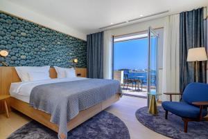 Villa Crystalsea 1 & 2 infinity heatedpool seaview