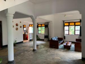 Mitunda House
